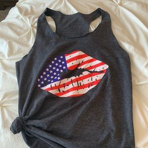 America lips tank
